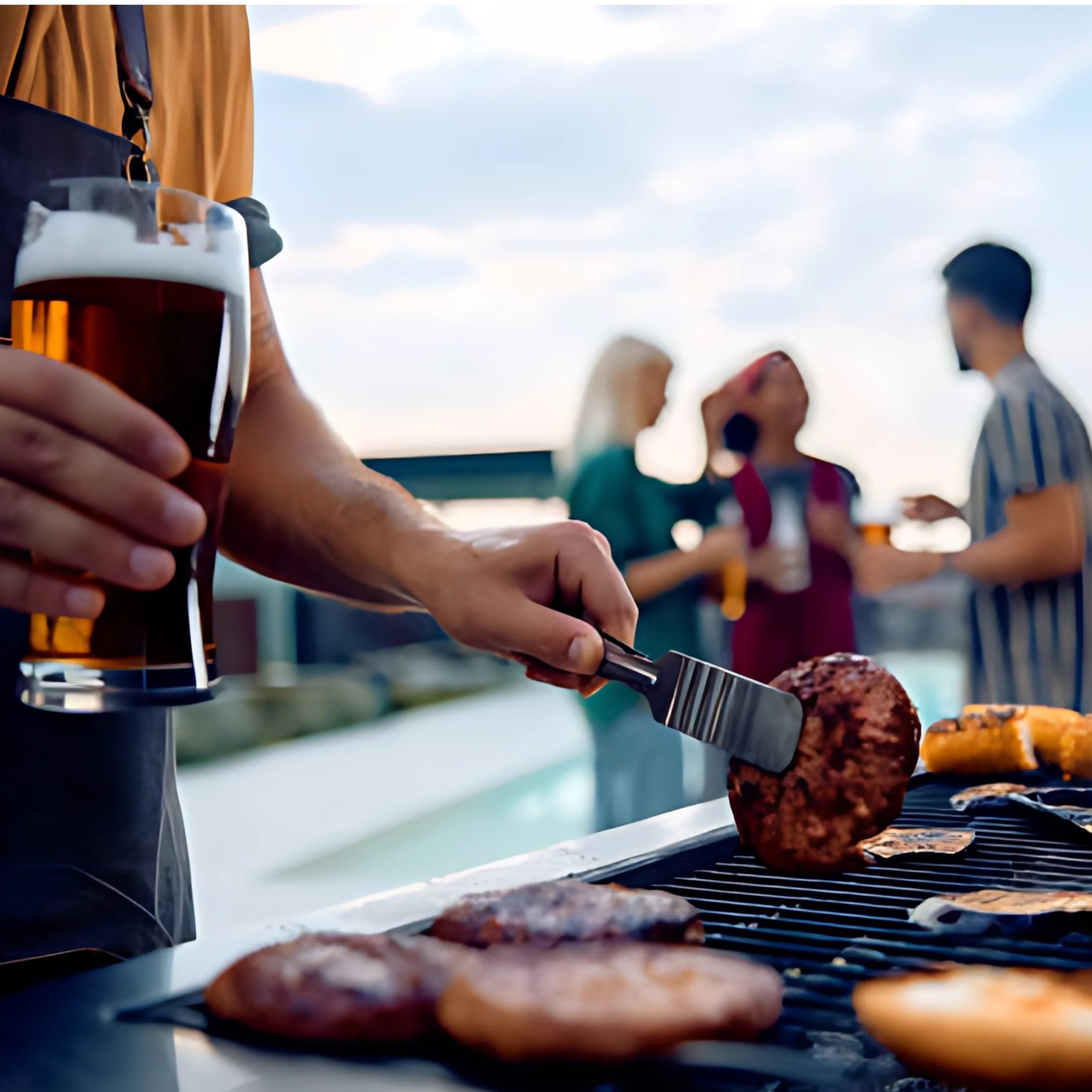 GRILL & OUTDOOR